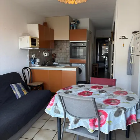 T2 Traversant, 2 Balcons, 4 Pers, Proche * Port-la-Nouvelle